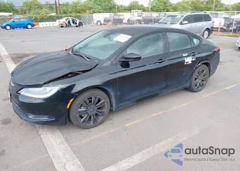 2017 Chrysler 200 Touring z USA, uszkodzony, nr VIN 1C3CCCFB2HN502784